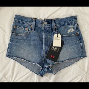 Levi's High Rise Micro Shorts - size 26